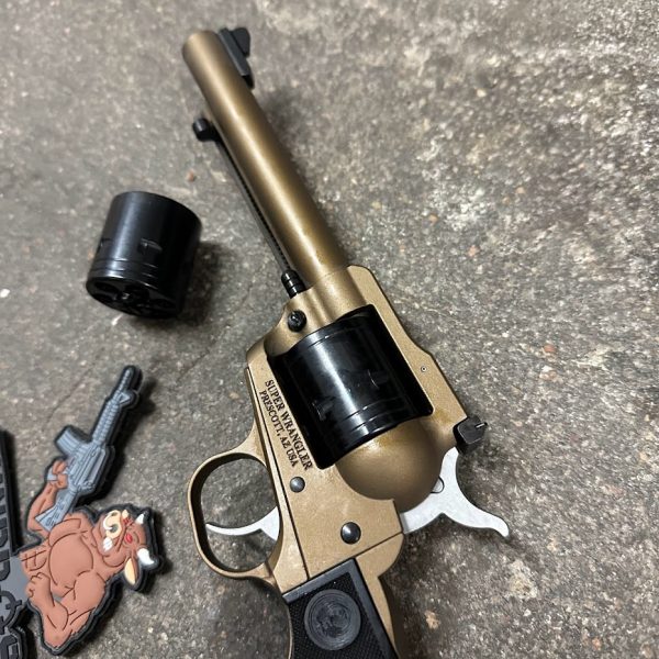 Ruger Super Wrangler .22LR/.22 Mag Burnt Bronze Cerakote - GUNTICKETS [10 SPOT] - Image 2